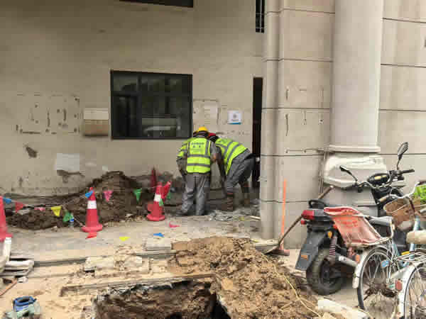 精準(zhǔn)監(jiān)測(cè)除隱患！滄州供排水集團(tuán)快速處置供水漏點(diǎn)